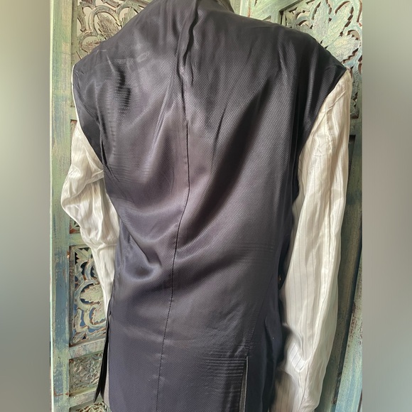 Kenneth Cole Men’s Two Button Charcoal Gray Suit and Slacks, 38R/32W - Picture 6 of 12